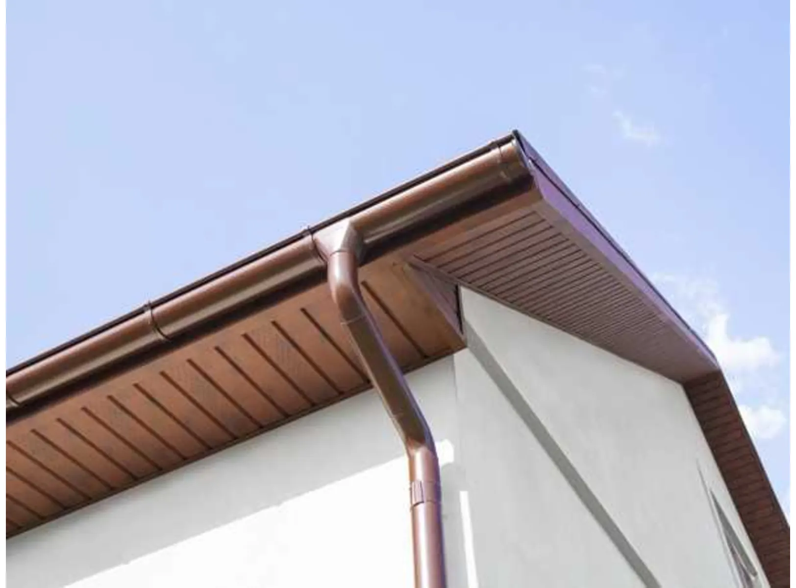 Софит металлический центральная перфорация 0,5 Satin с пленкой RAL 8004 терракота