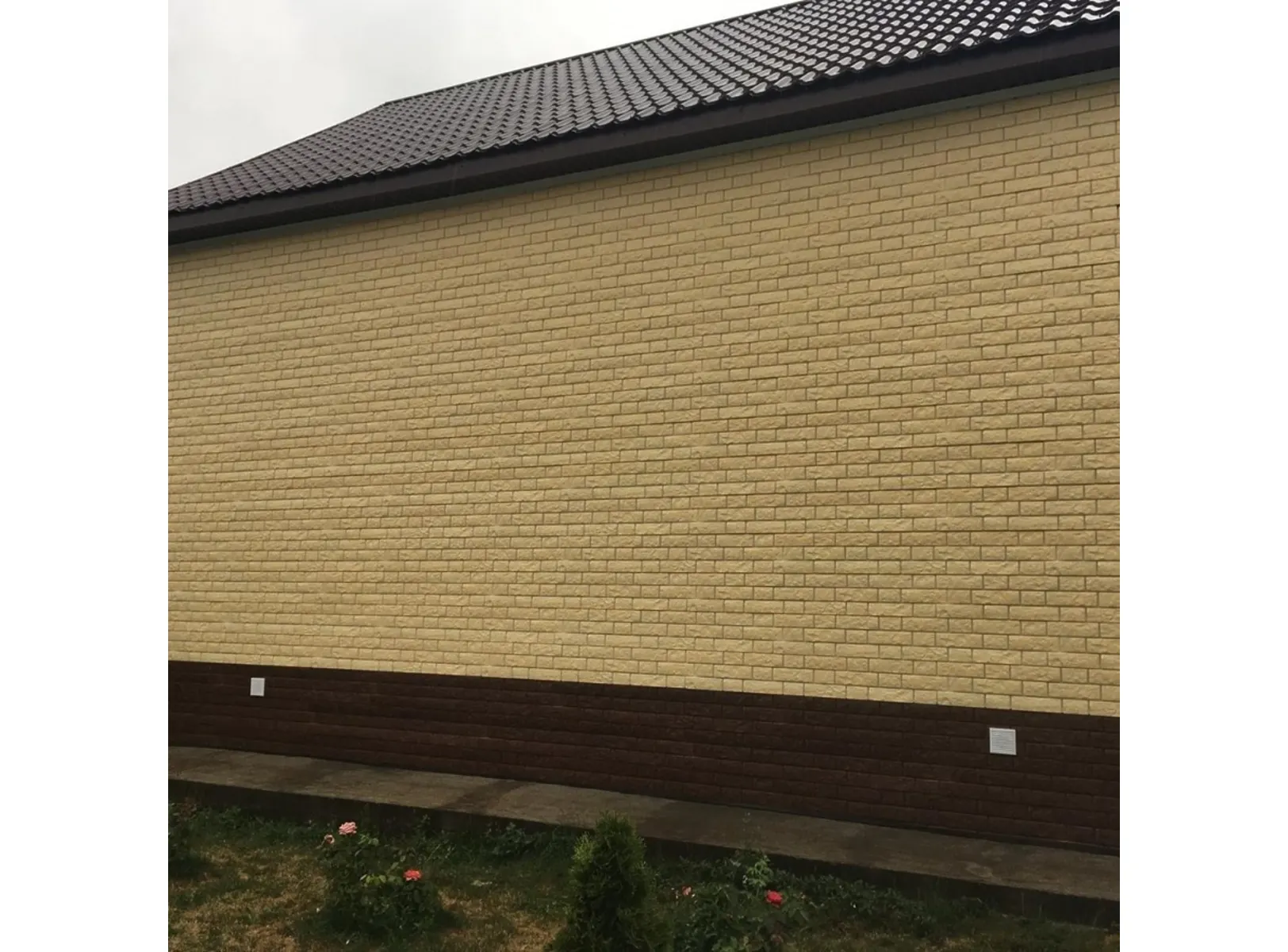 Виниловый сайдинг Docke BERGART LUX под камень Пекан 1809×285