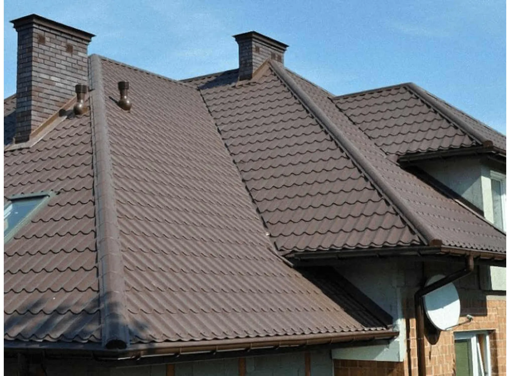 Металлочерепица Металл-Профиль Монтеррей 0,5 PURMAN® RR 32 Темно-коричневый