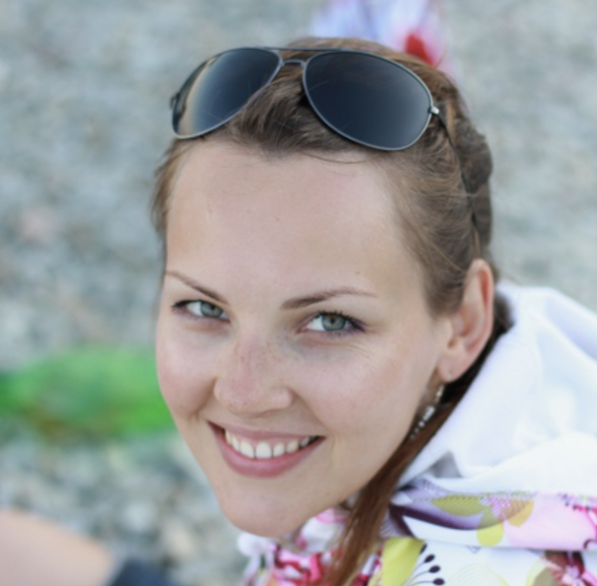Анна Серпухова